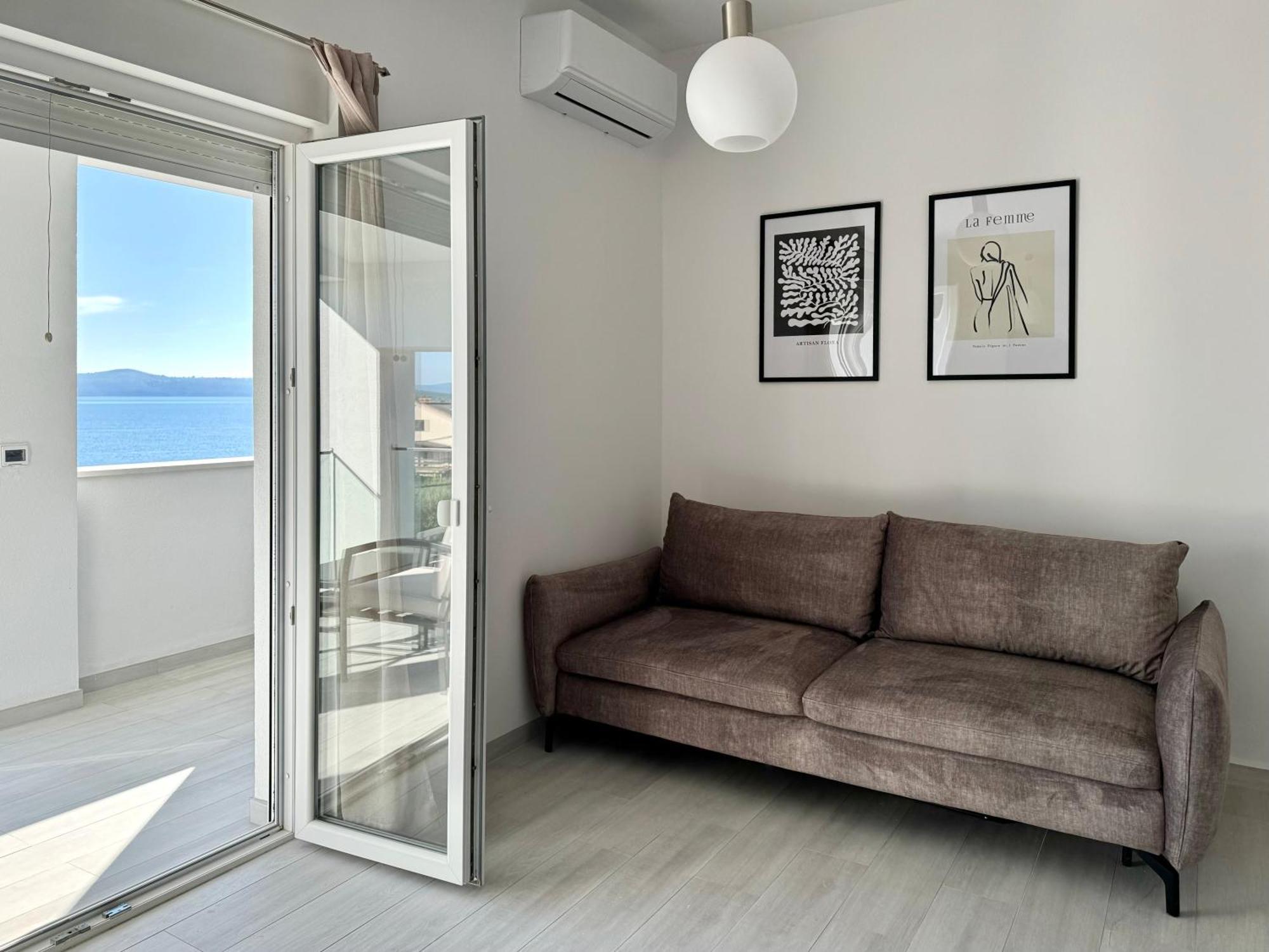 Apartment S&v