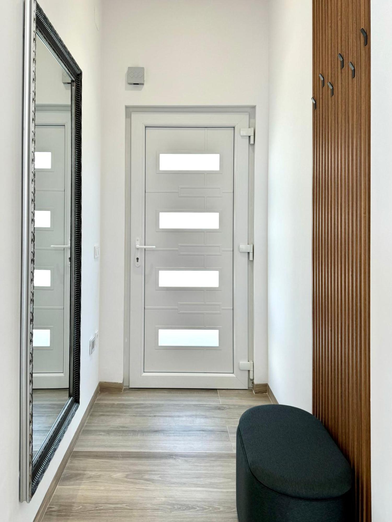 Apartment S&v *